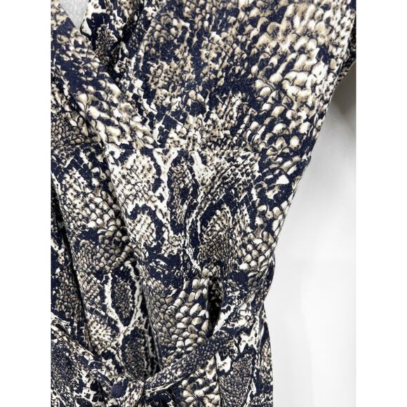 Talbots Women's Faux Wrap Dress V Neck Belt‎ Python Snakeskin Size Medium - Picture 6 of 6
